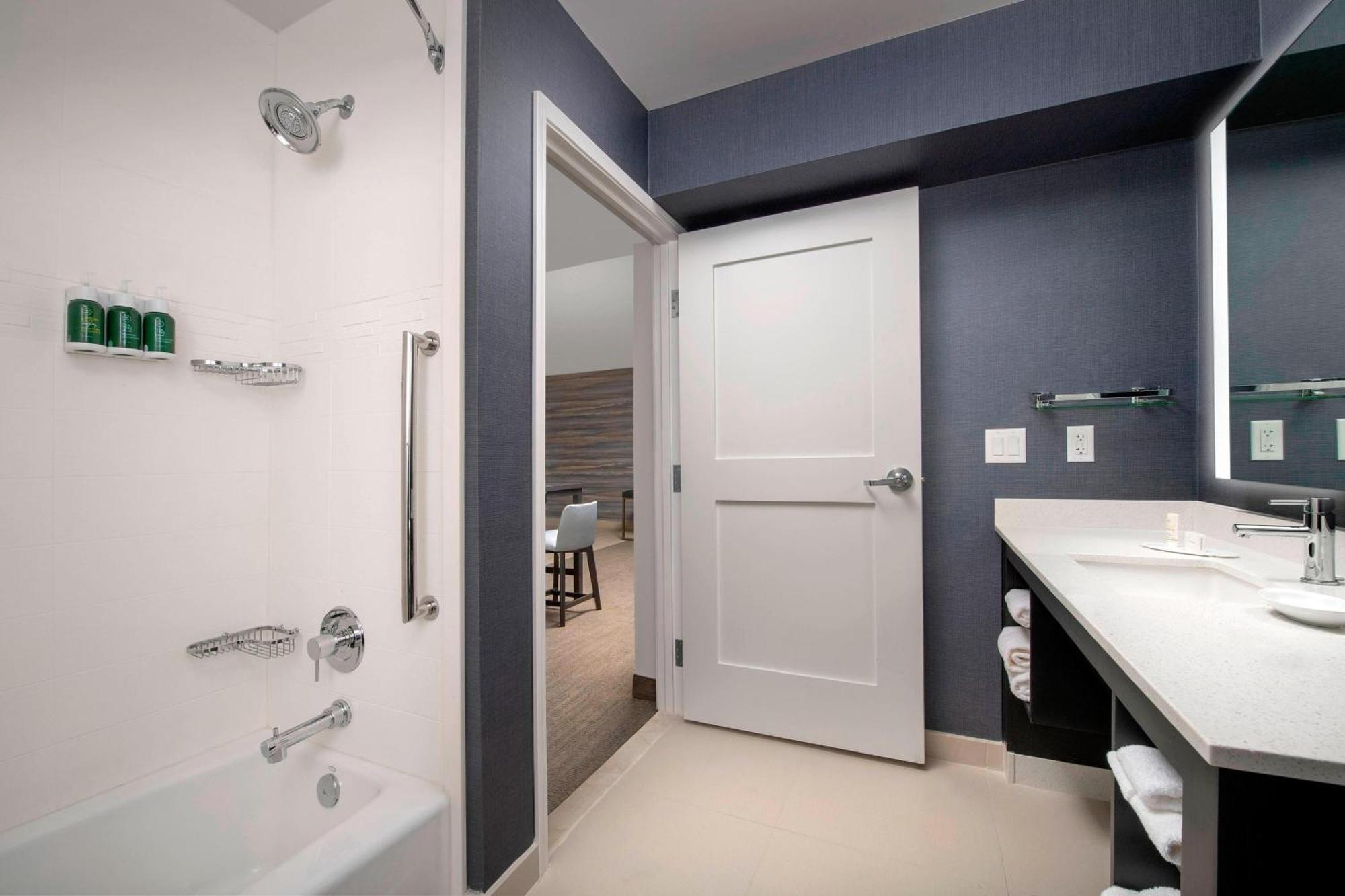 Residence Inn By Marriott Lubbock Southwest Стая снимка